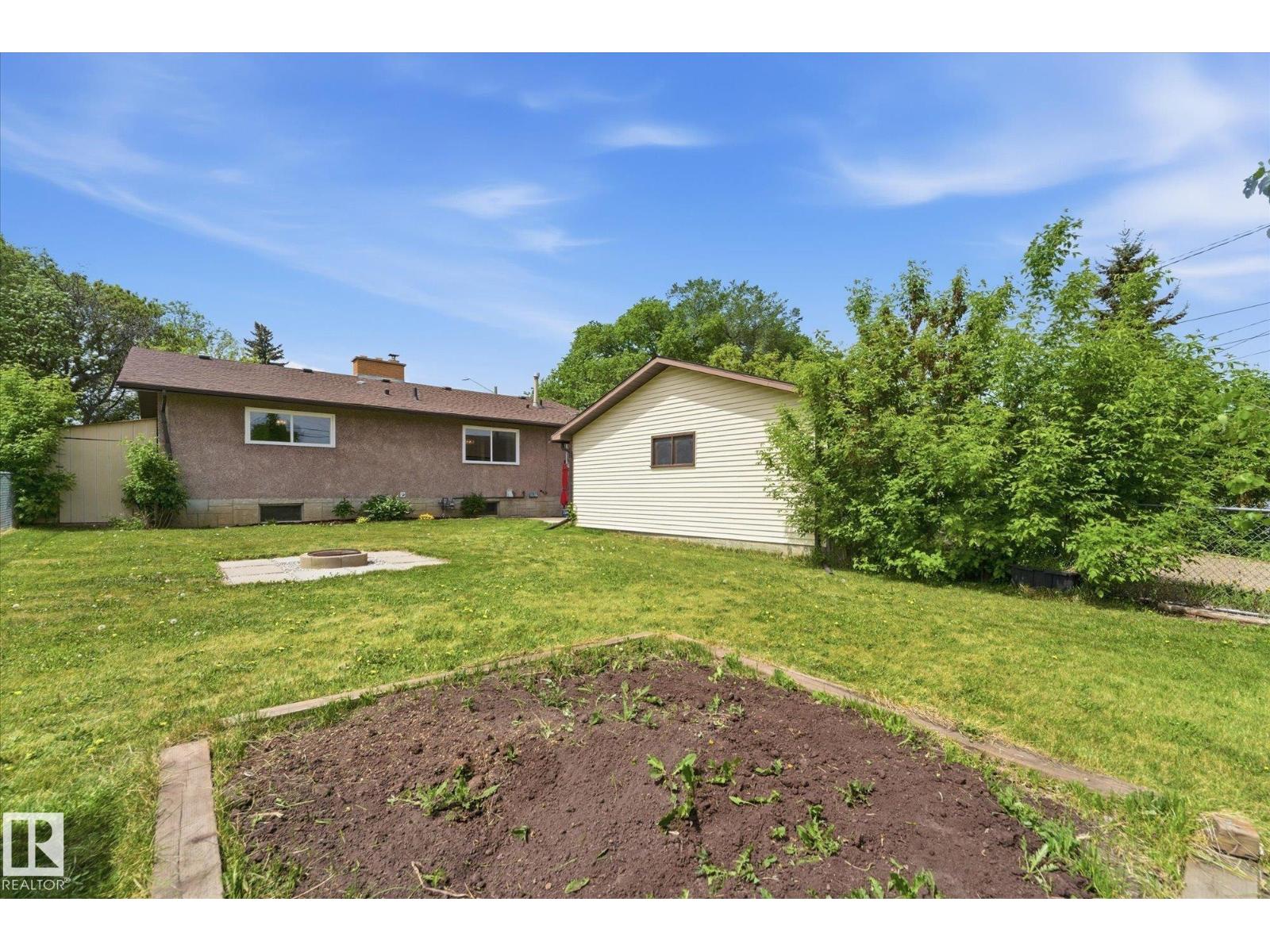 5411 49 ST - 47