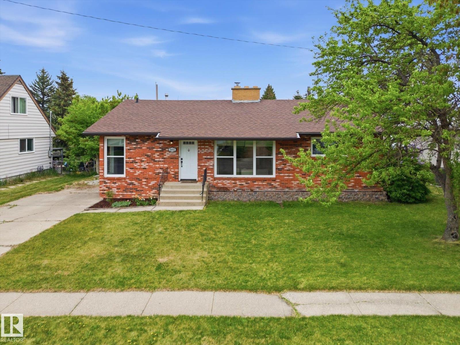 5411 49 ST - 57