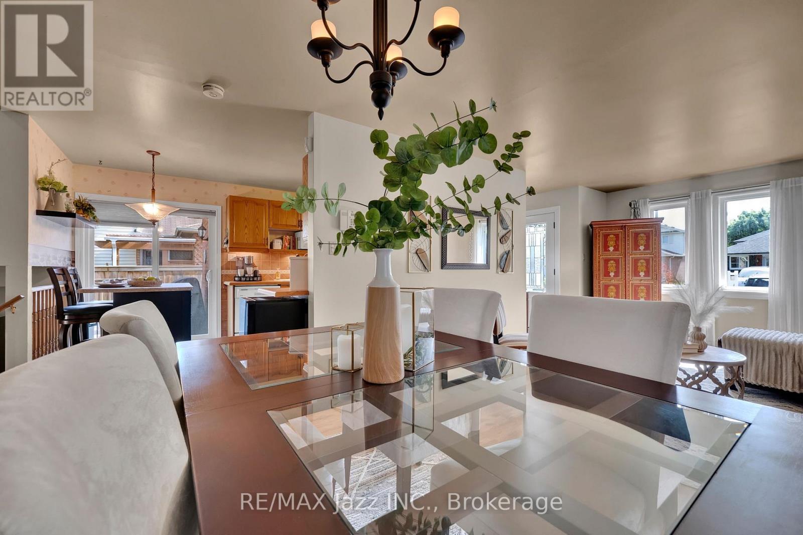 82 MCMANN CRESCENT - 11