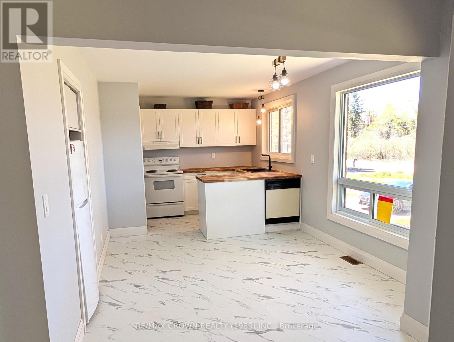926 CORBEIL ROAD - 13
