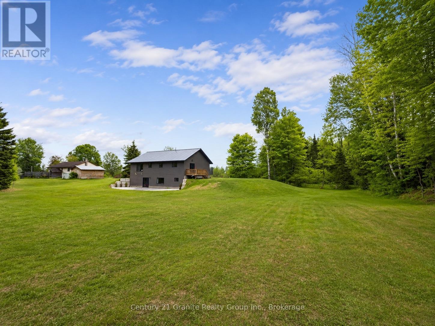 36 FRASER LAKE ROAD - 1