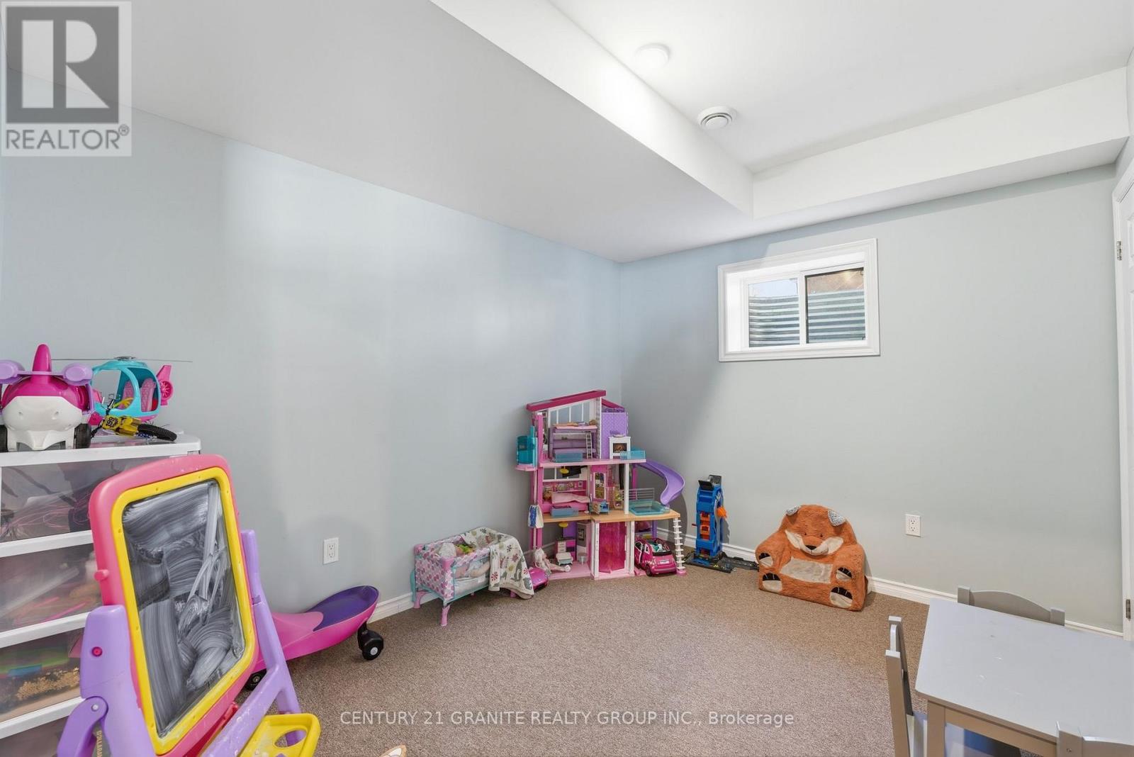 36 FRASER LAKE ROAD - 32