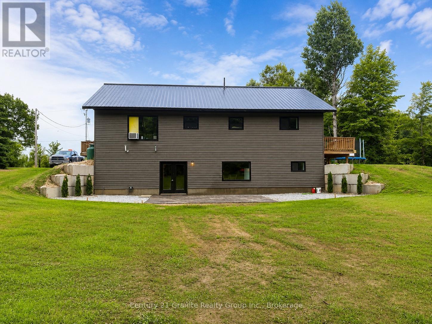 36 FRASER LAKE ROAD - 4
