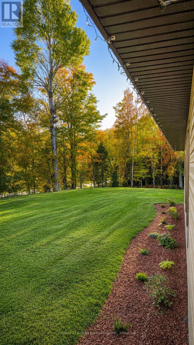 36 FRASER LAKE ROAD - 47