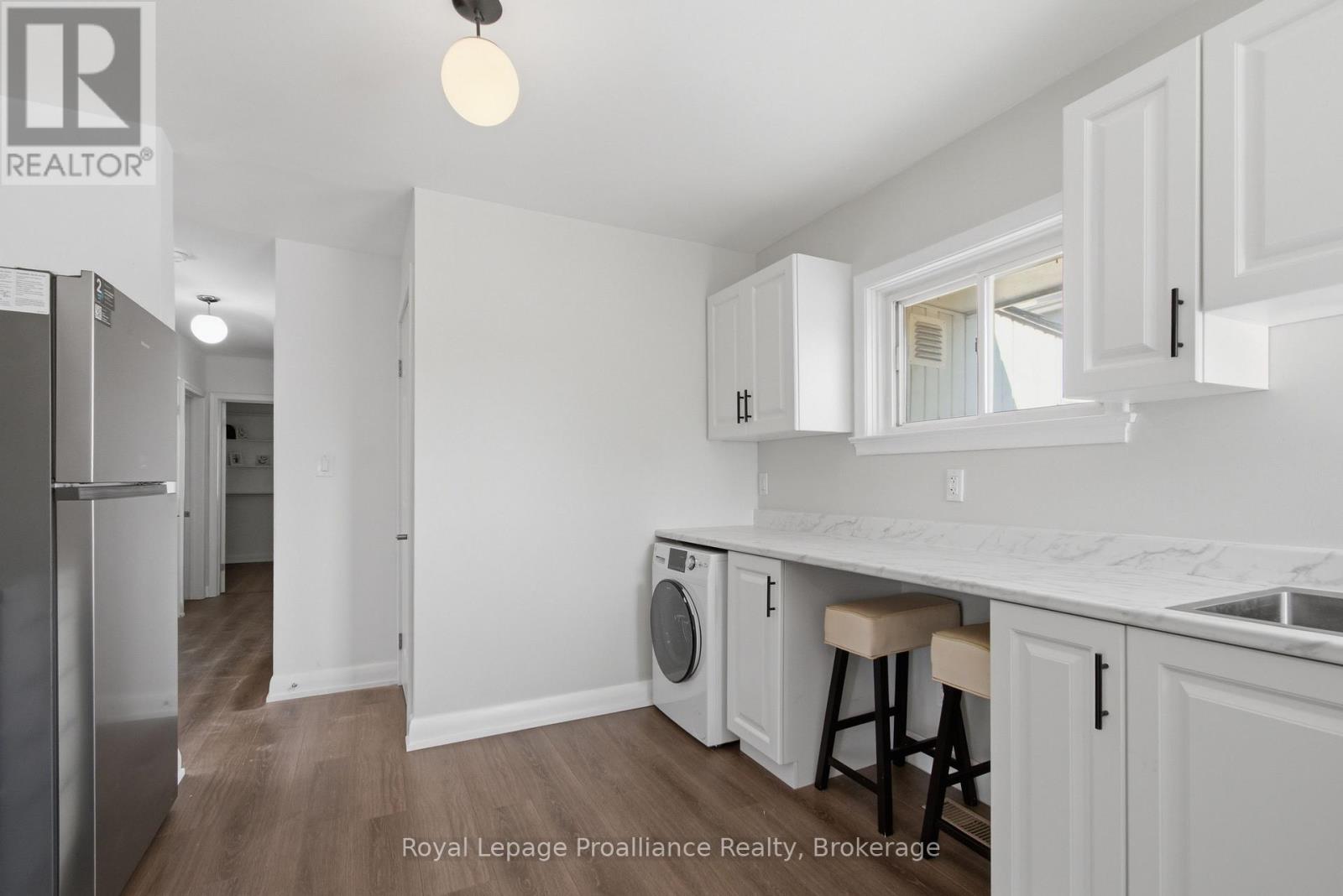 2 BETTES STREET - 13