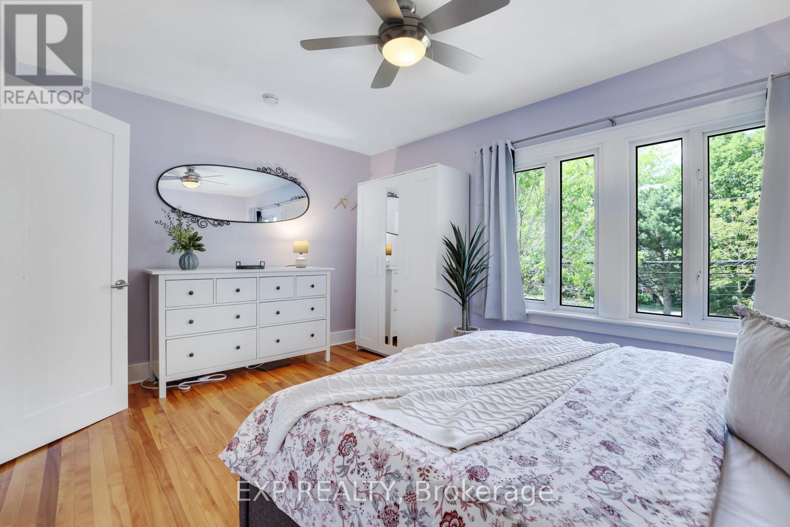 122 BYRON AVENUE - 22