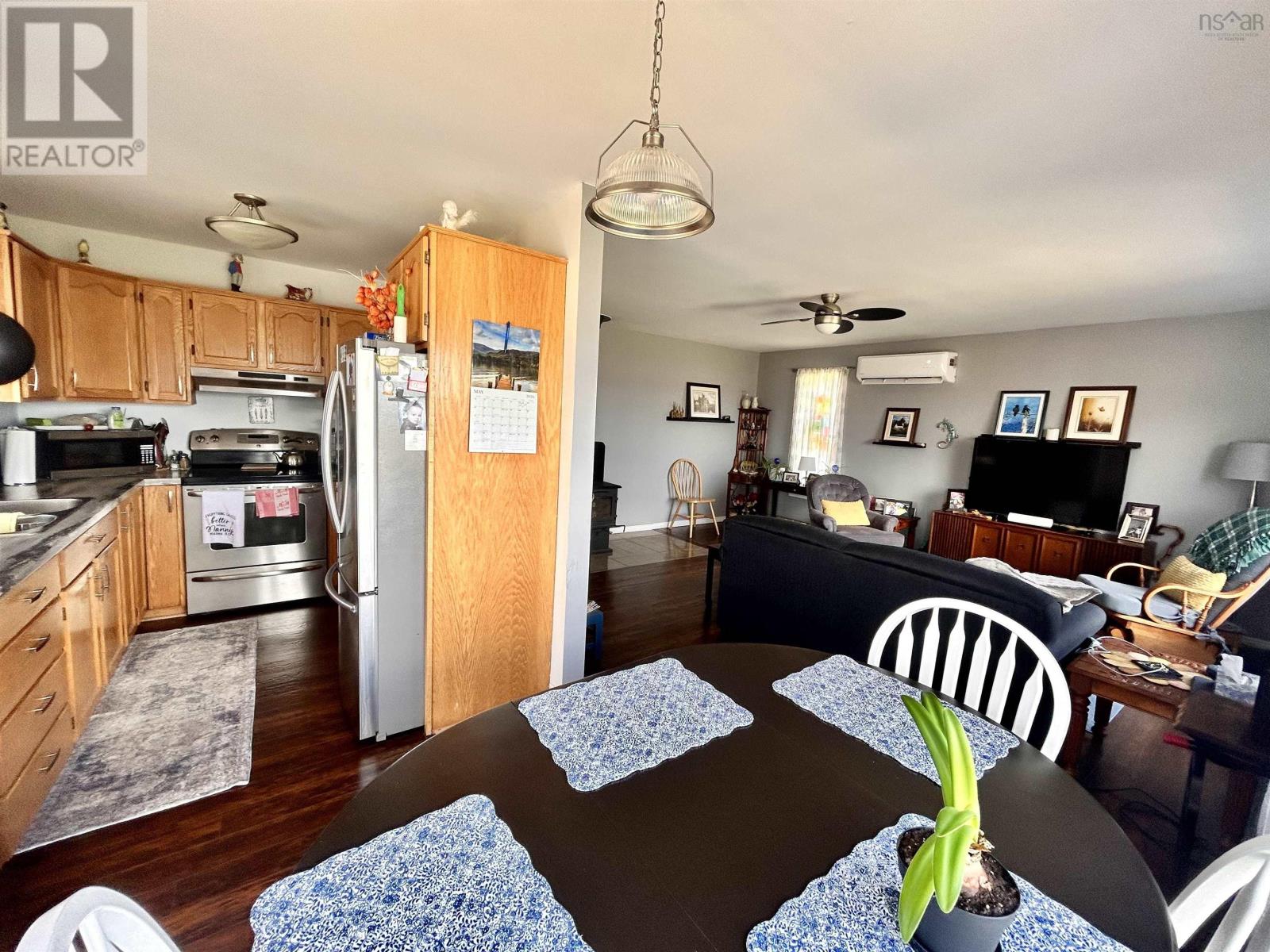 8212 Kempt Head Road - 9