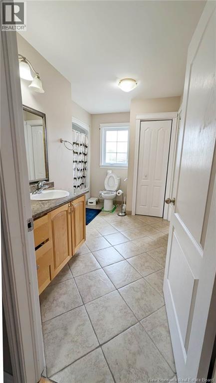 22 Tanya Crescent - 18