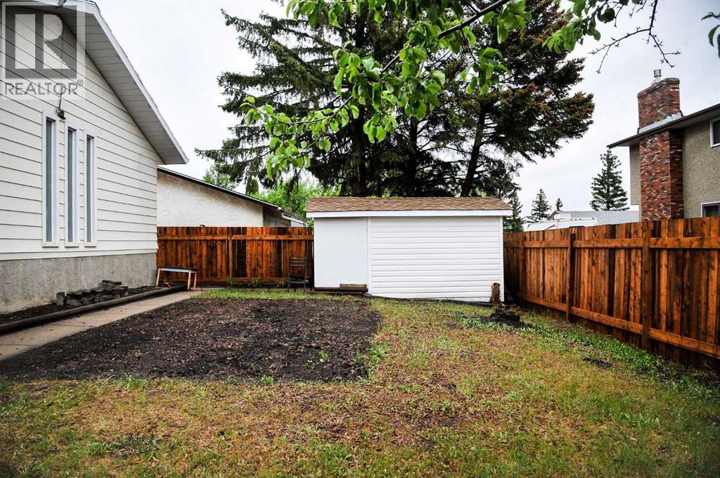 3911 57 Street - photo 3