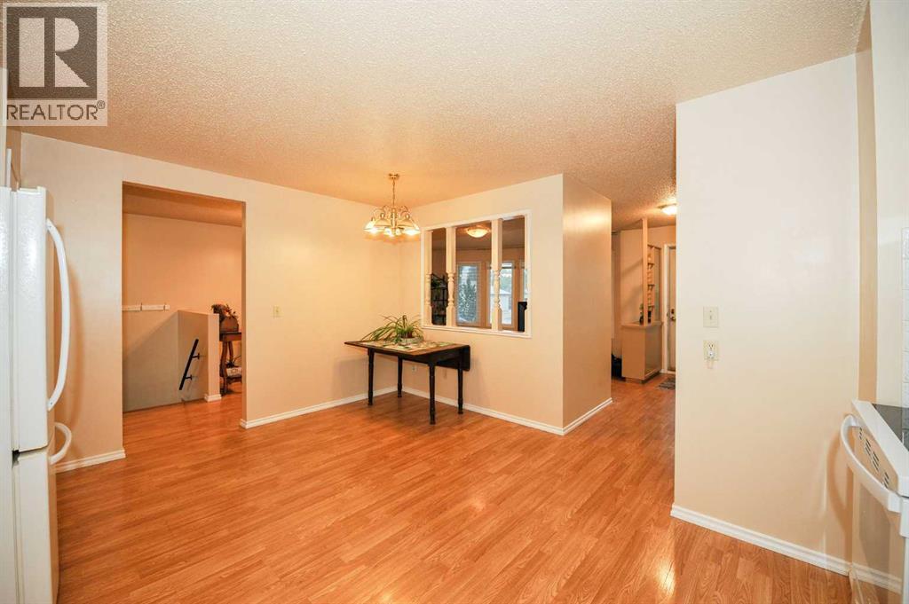 3911 57 Street — photo 10
