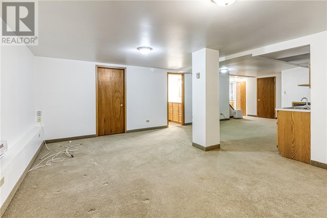488 Clinton Avenue - 18