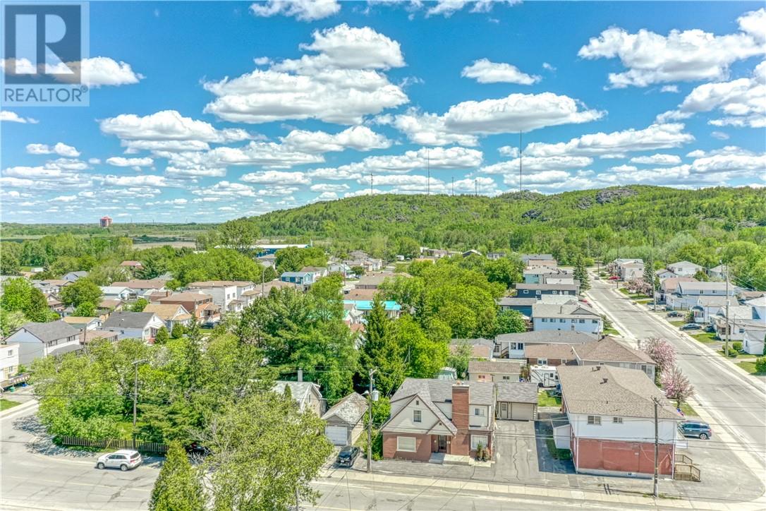 488 Clinton Avenue - 43