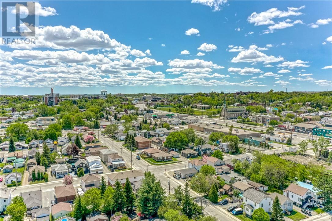488 Clinton Avenue - 44
