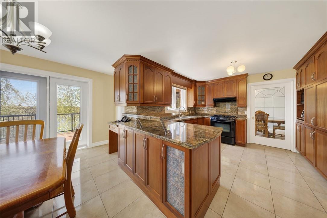 402 Maki Avenue - 15