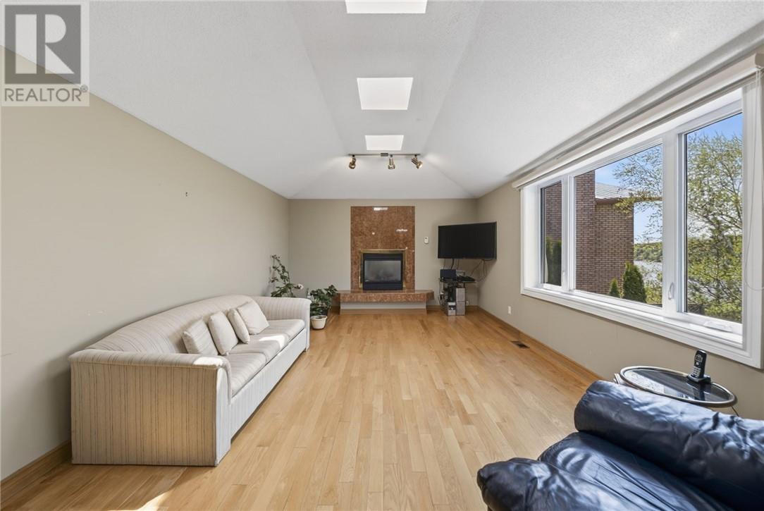 402 Maki Avenue - 26