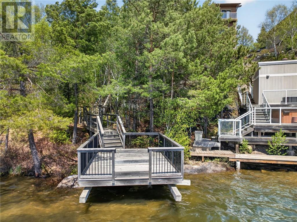 402 Maki Avenue - 48