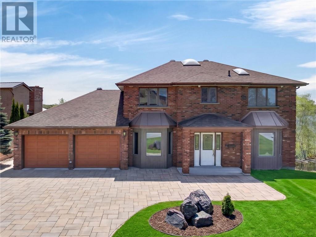 402 Maki Avenue - 53