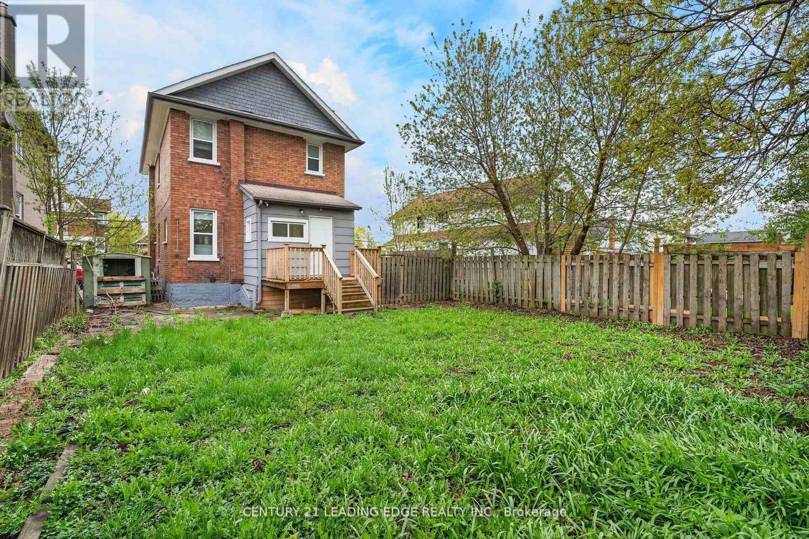 90 PARK ROAD S - 50