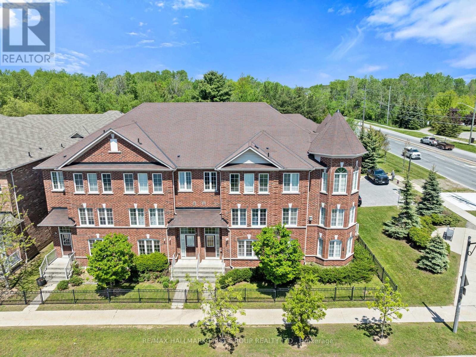 17 EDISON WAY - 39