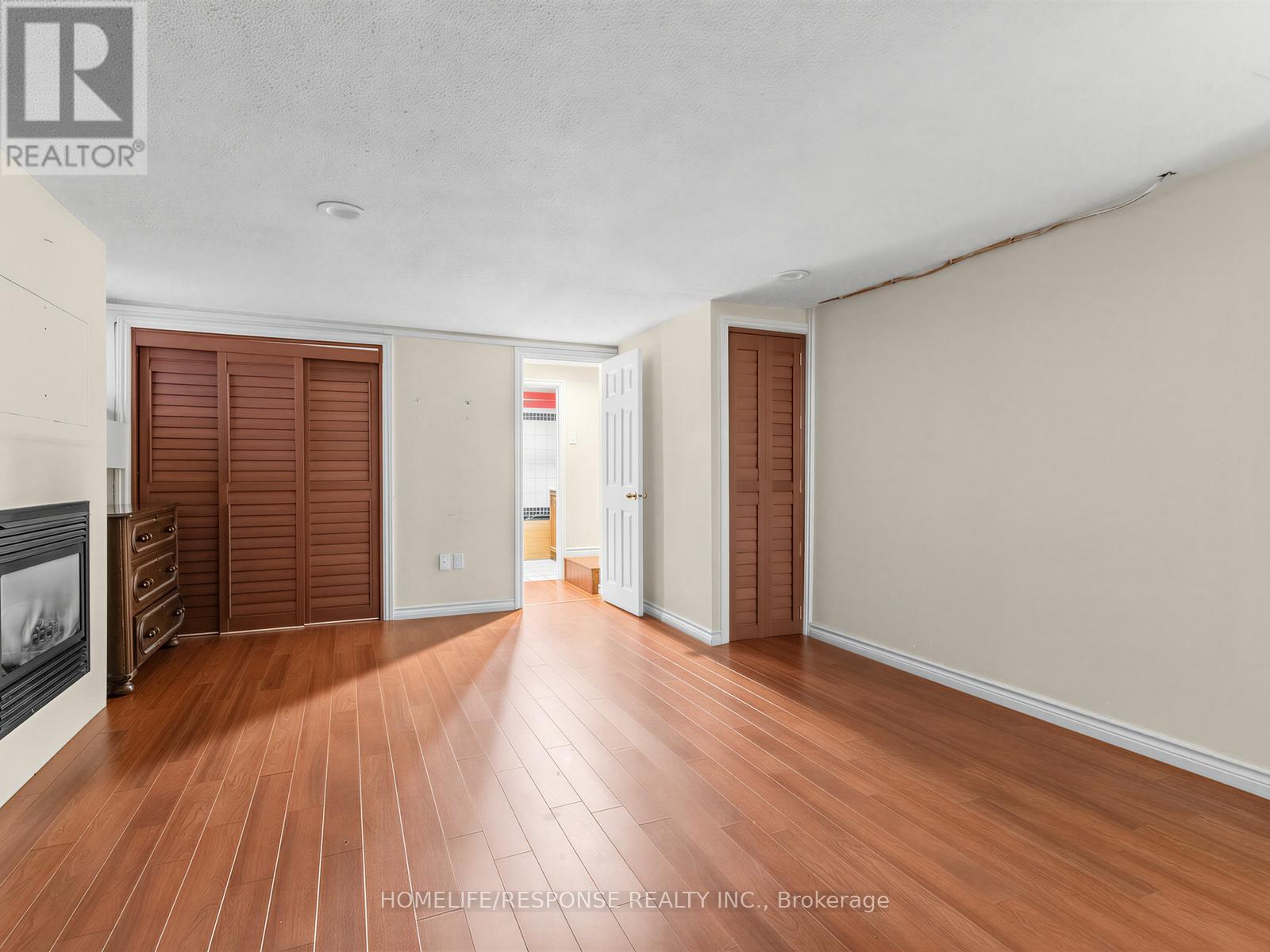 127 LEE AVENUE - 18
