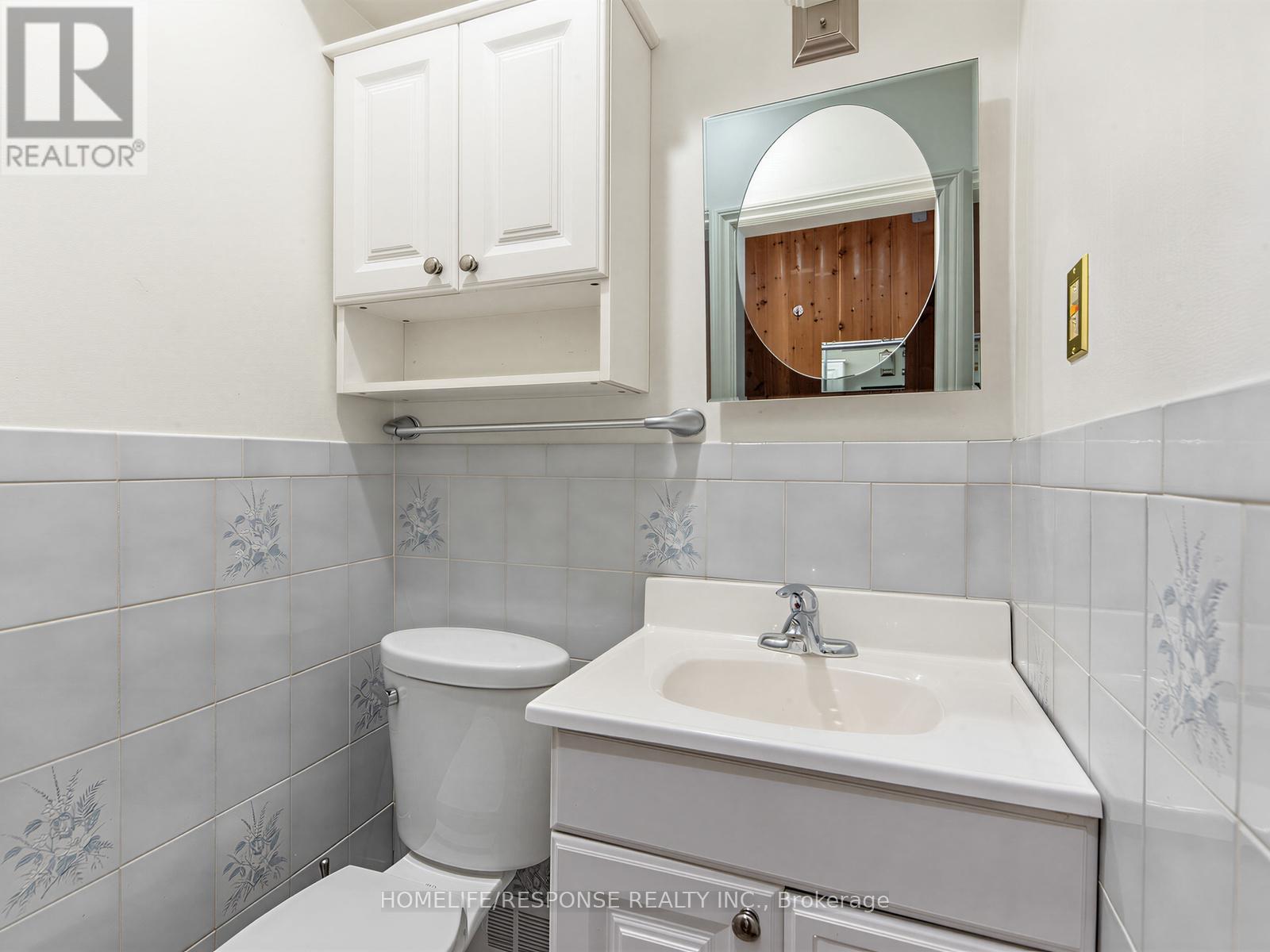127 LEE AVENUE - 23