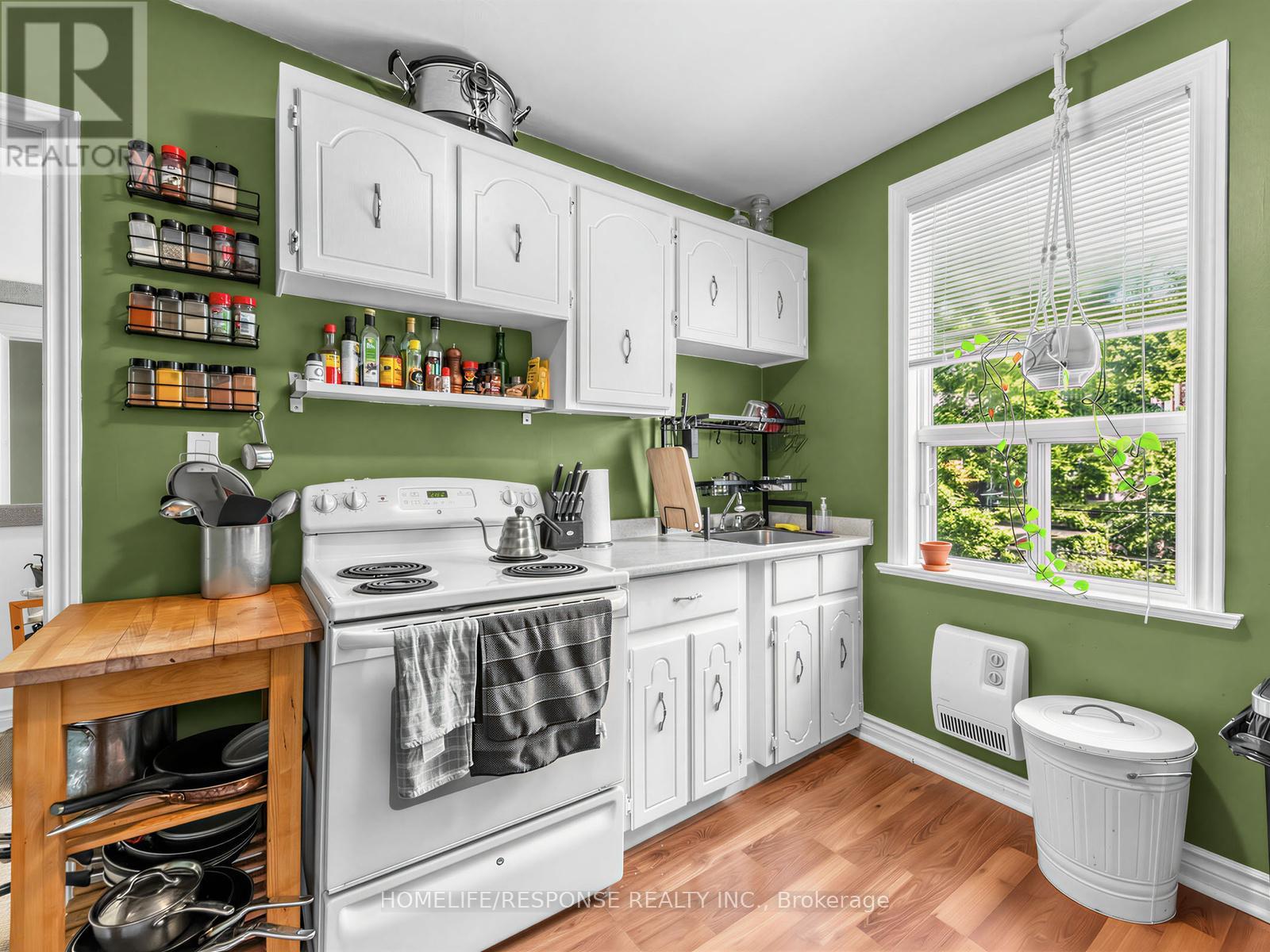 127 LEE AVENUE - 26