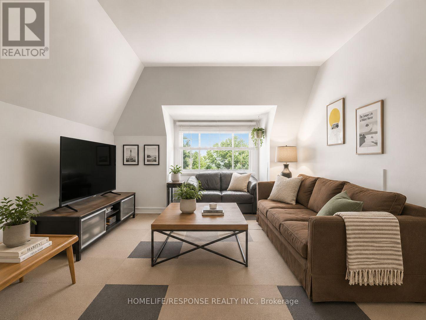 127 LEE AVENUE - 32