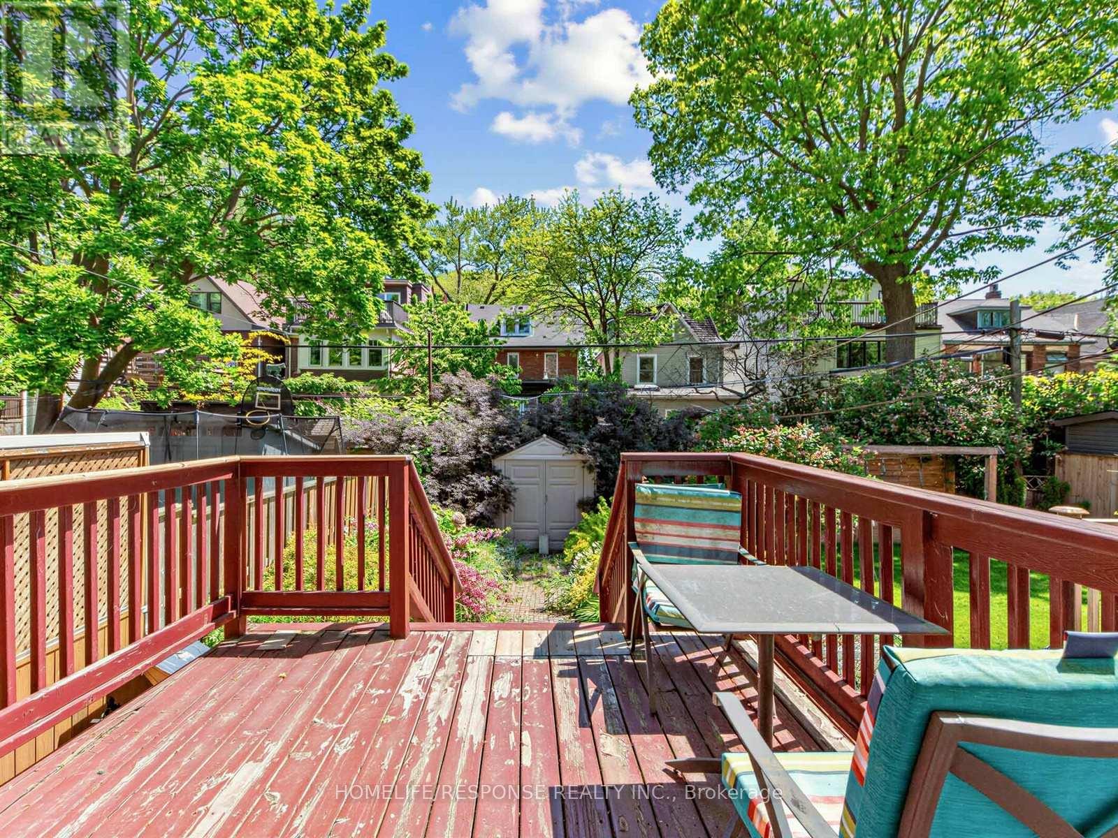 127 LEE AVENUE - 34