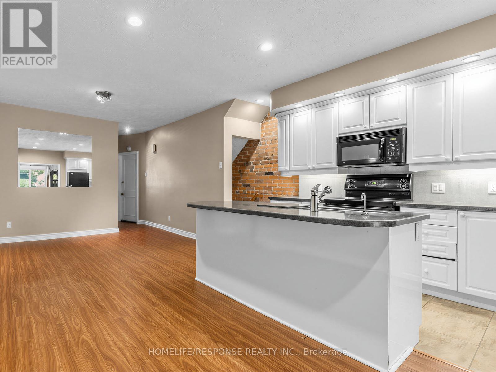 127 LEE AVENUE - 8