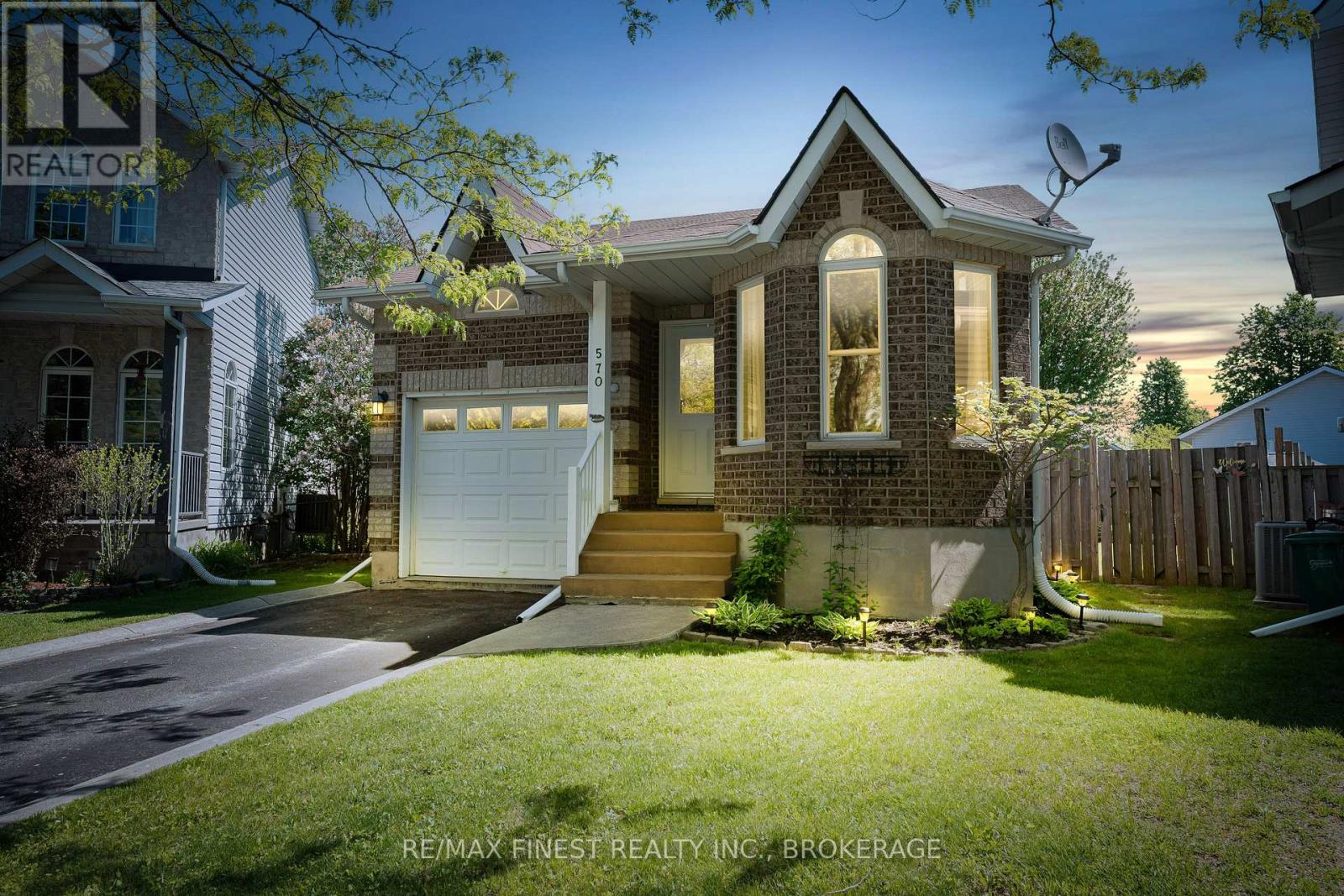 570 FREEMAN CRESCENT