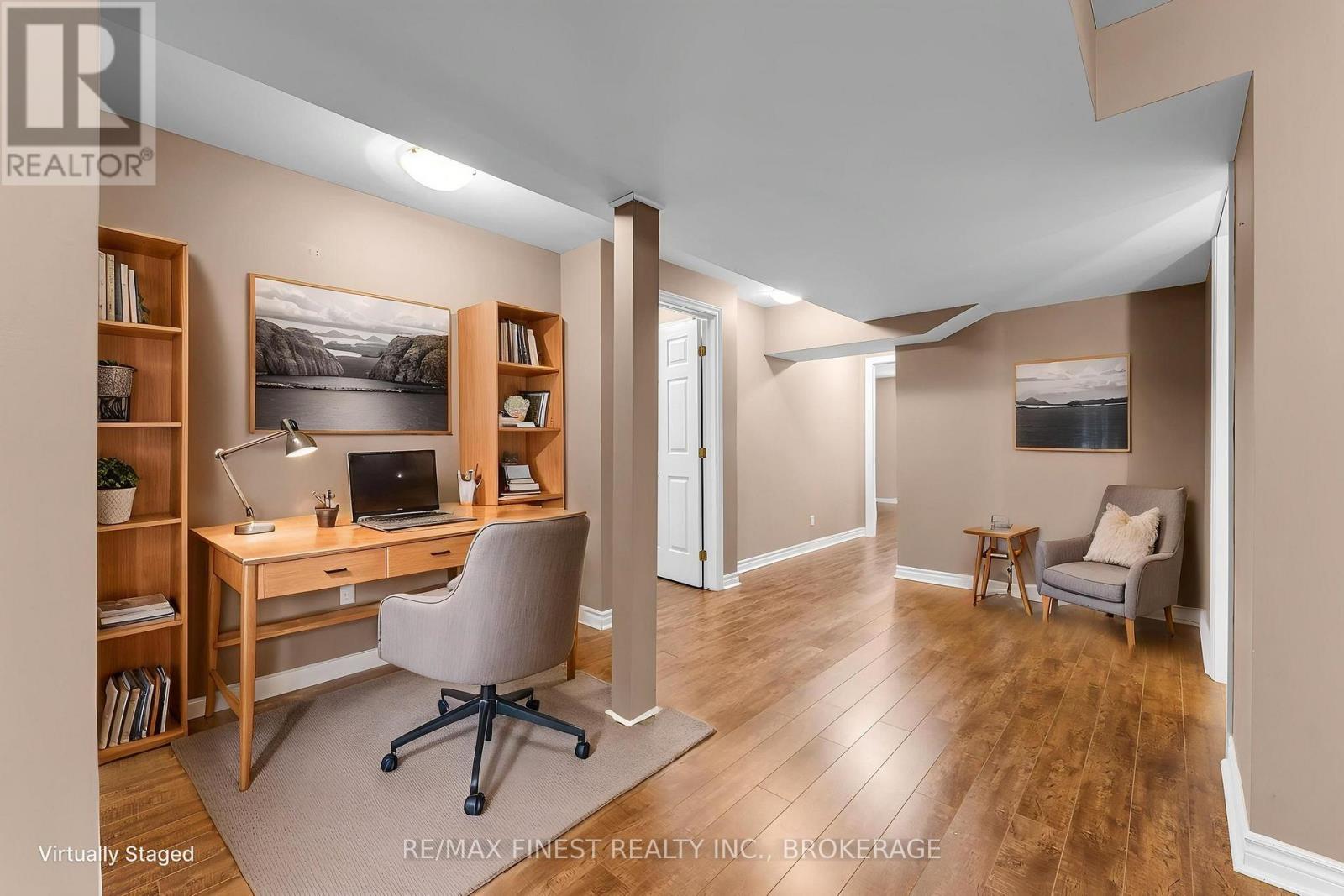 570 FREEMAN CRESCENT - 27