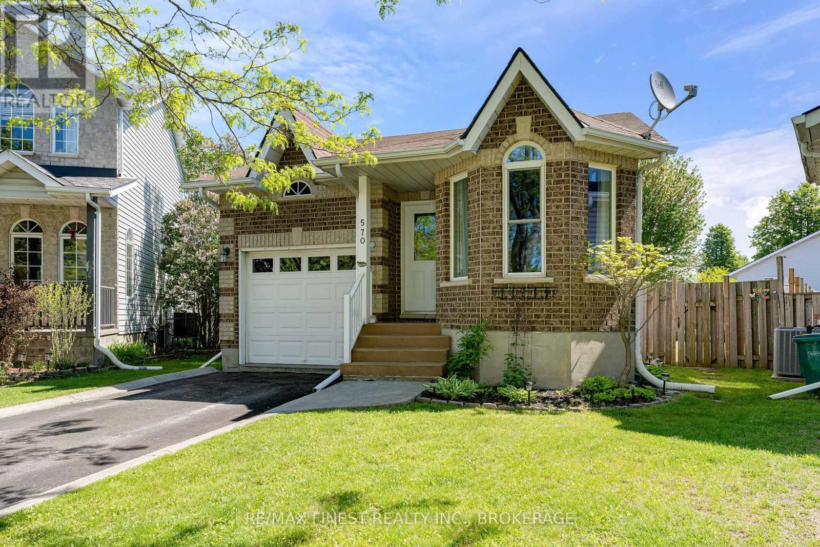 570 FREEMAN CRESCENT - Image 3