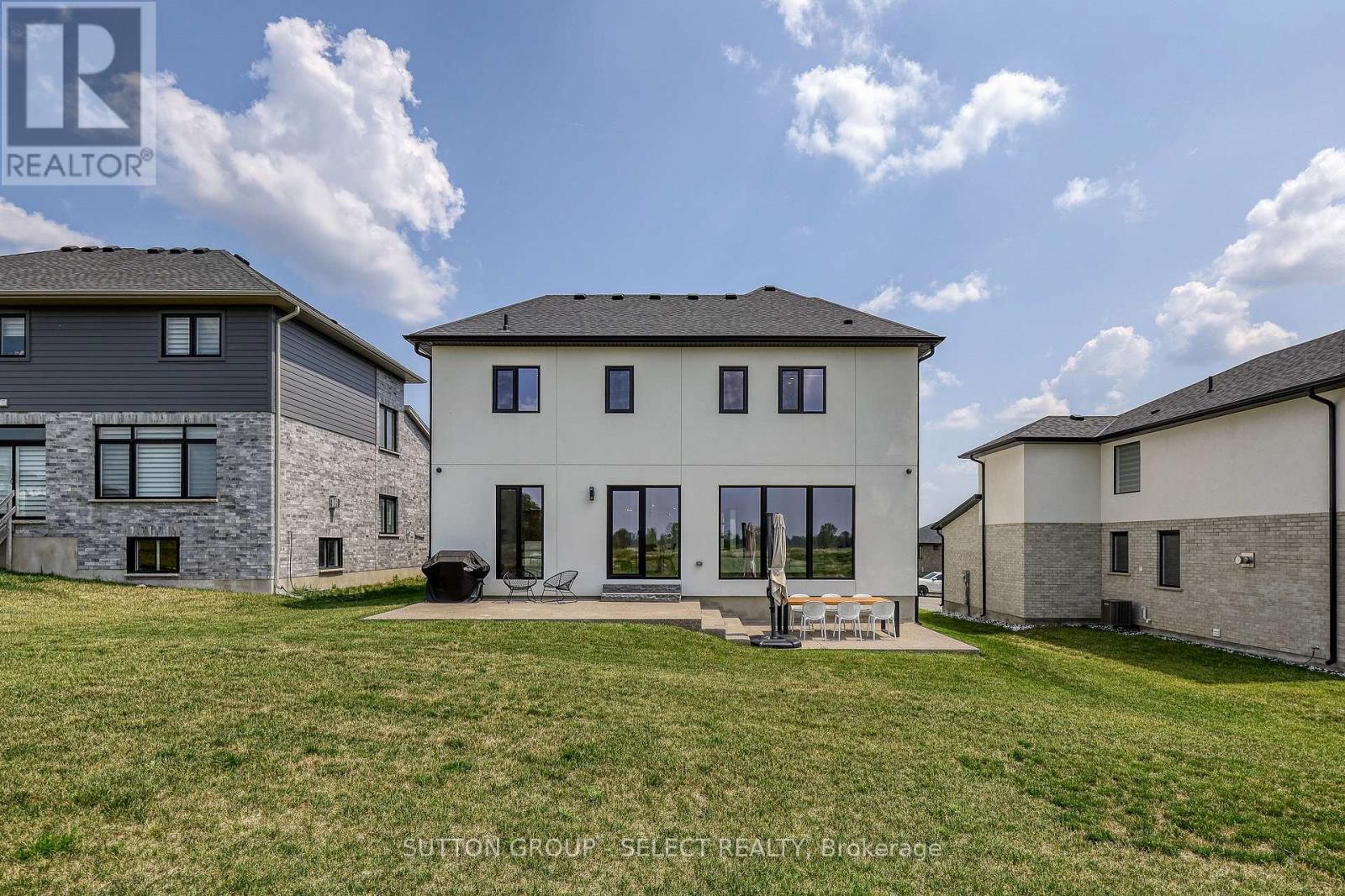 61 CRESTVIEW DRIVE - 43