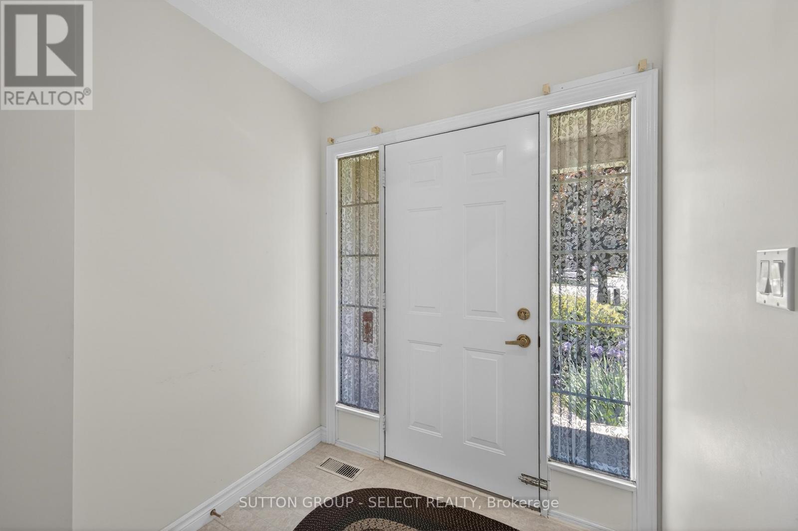 2-bedroom home for sale at 64 WILSON AVENUE, Tillsonburg ON · photo 6 of 31