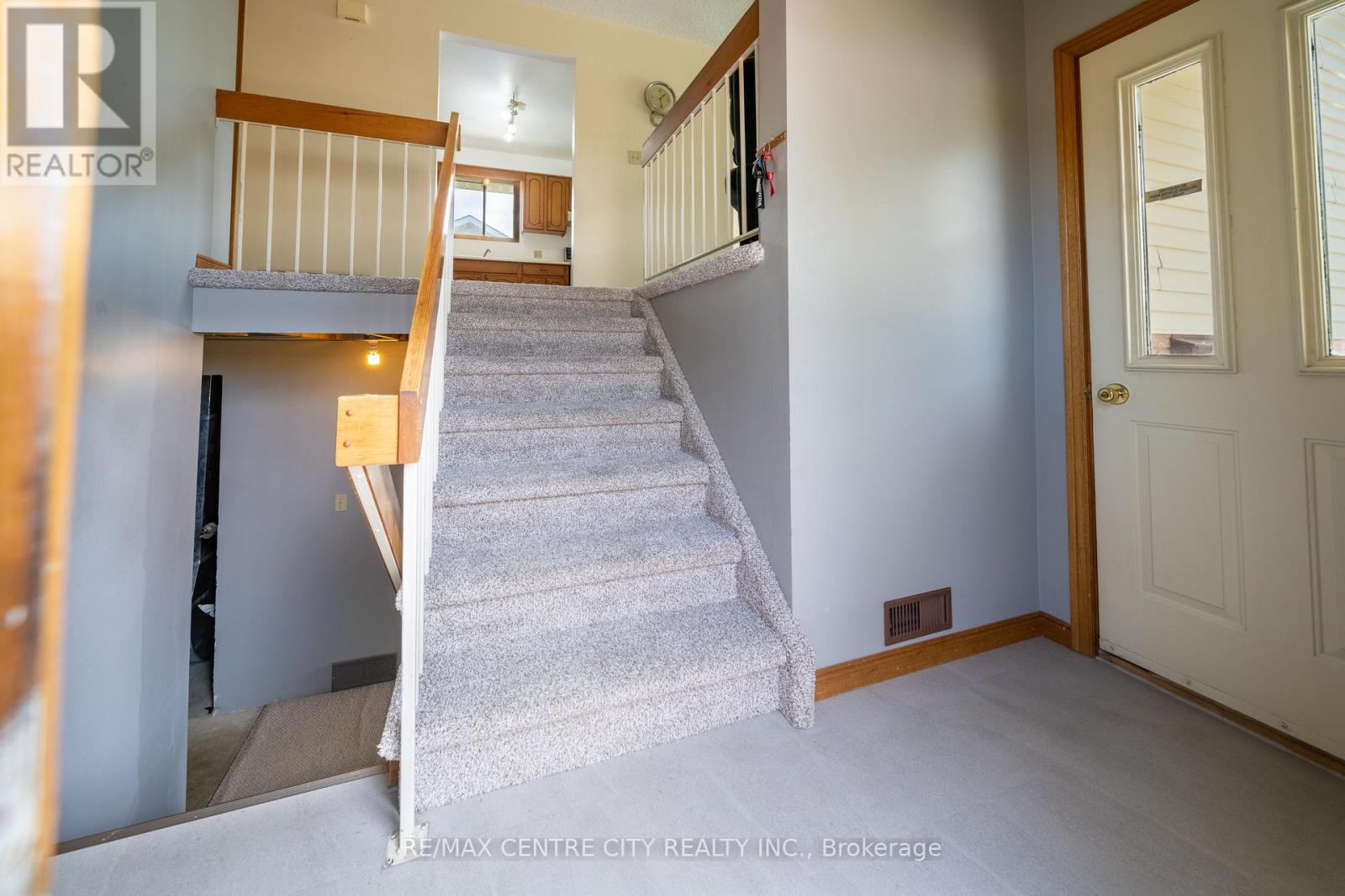 25 PEARSON AVENUE - 14