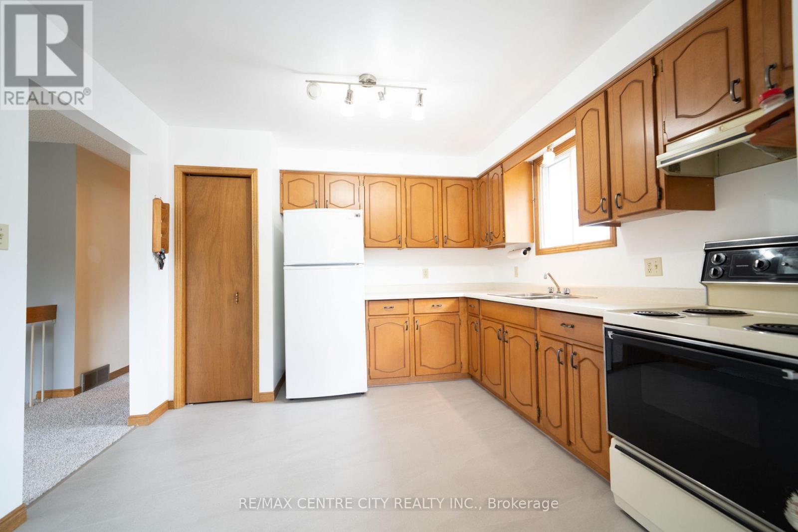25 PEARSON AVENUE - 23