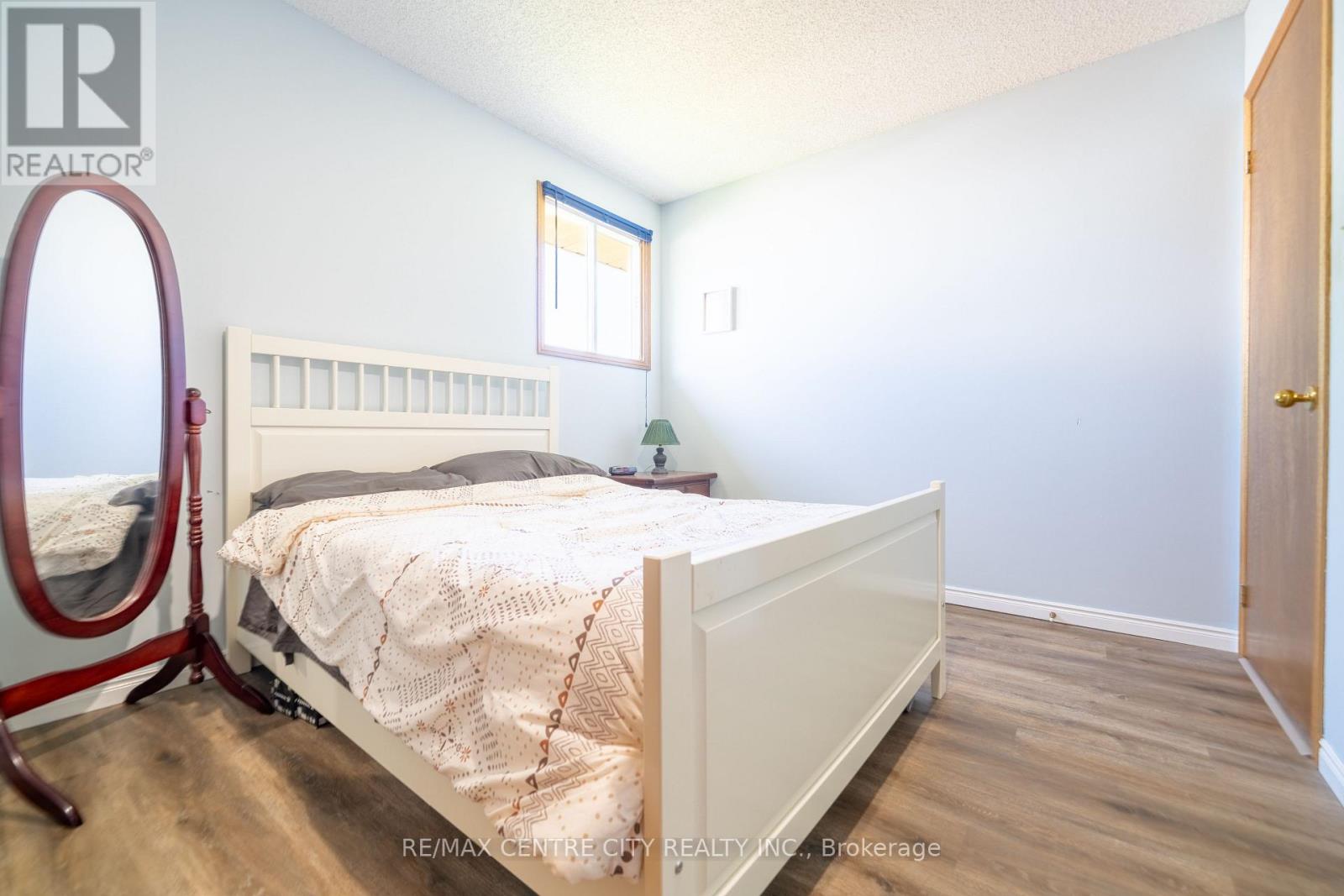 25 PEARSON AVENUE - 29