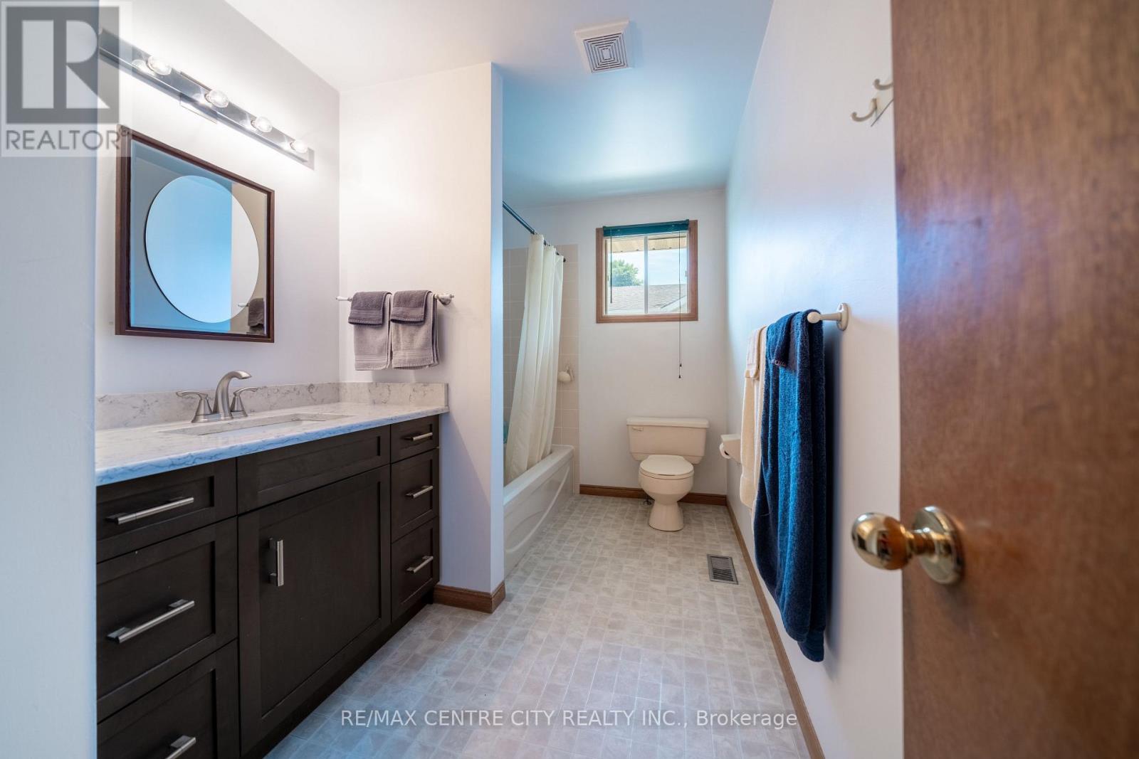 25 PEARSON AVENUE - 30