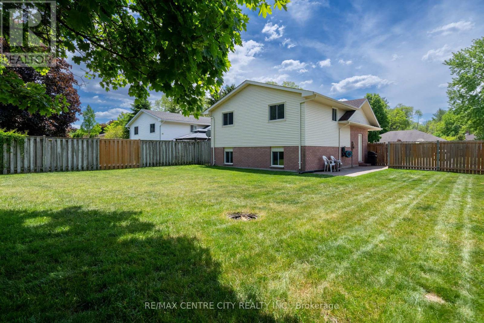 25 PEARSON AVENUE - 8