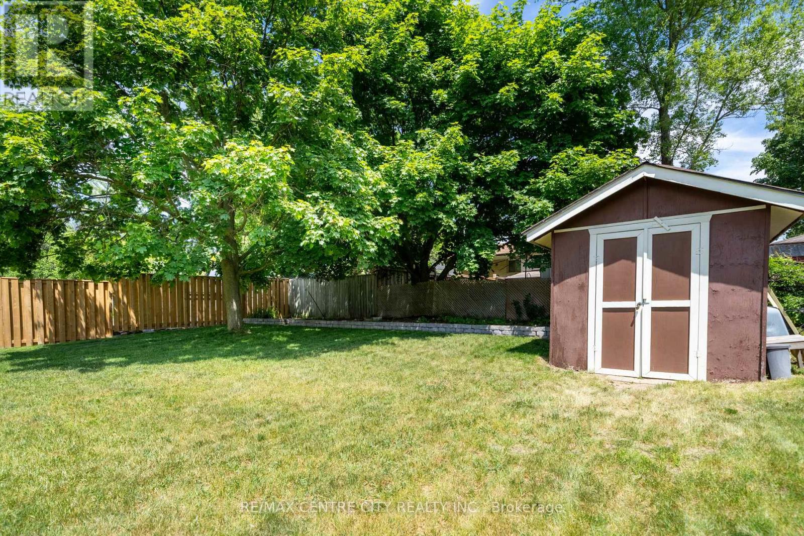 25 PEARSON AVENUE - 9