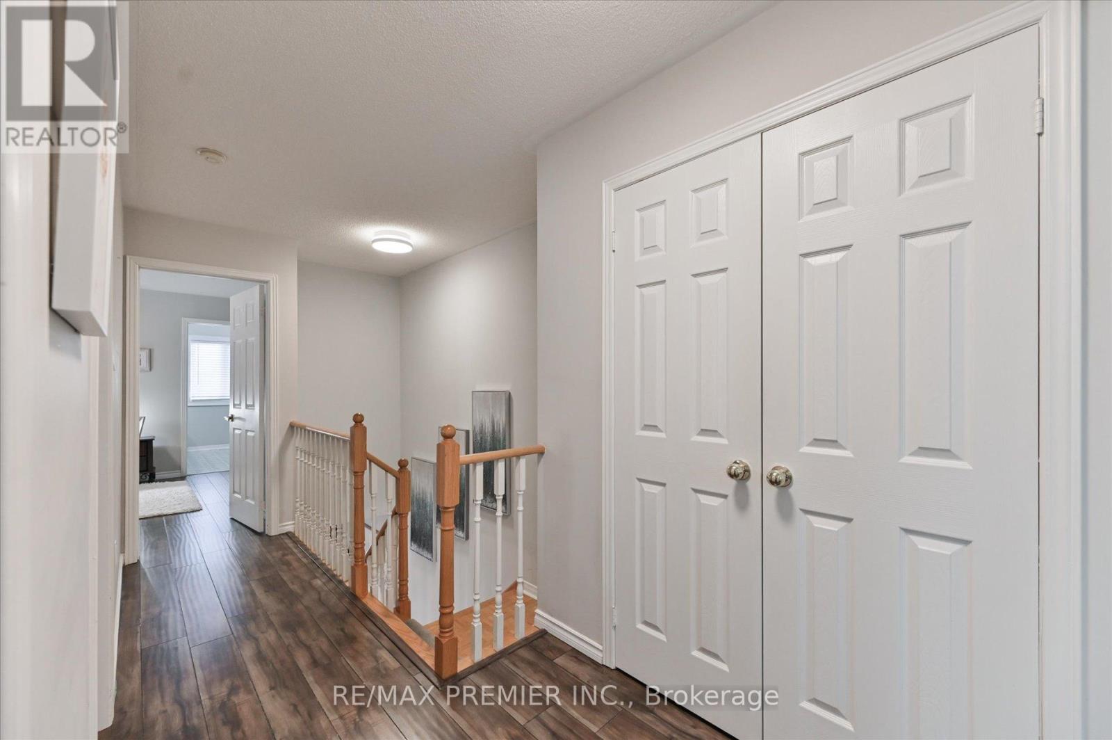 60 TUMBLEWEED COURT - 24