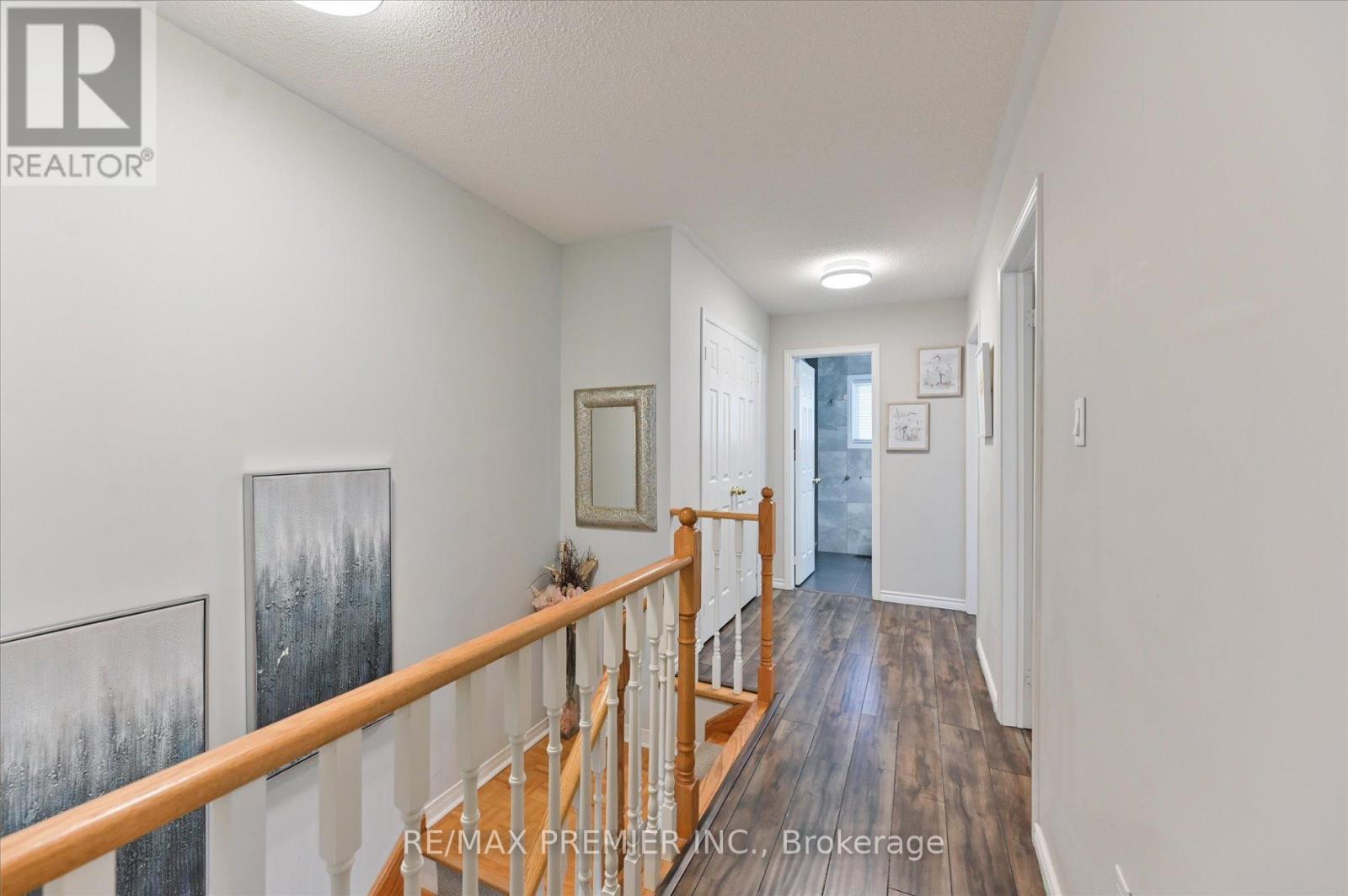 60 TUMBLEWEED COURT - 25
