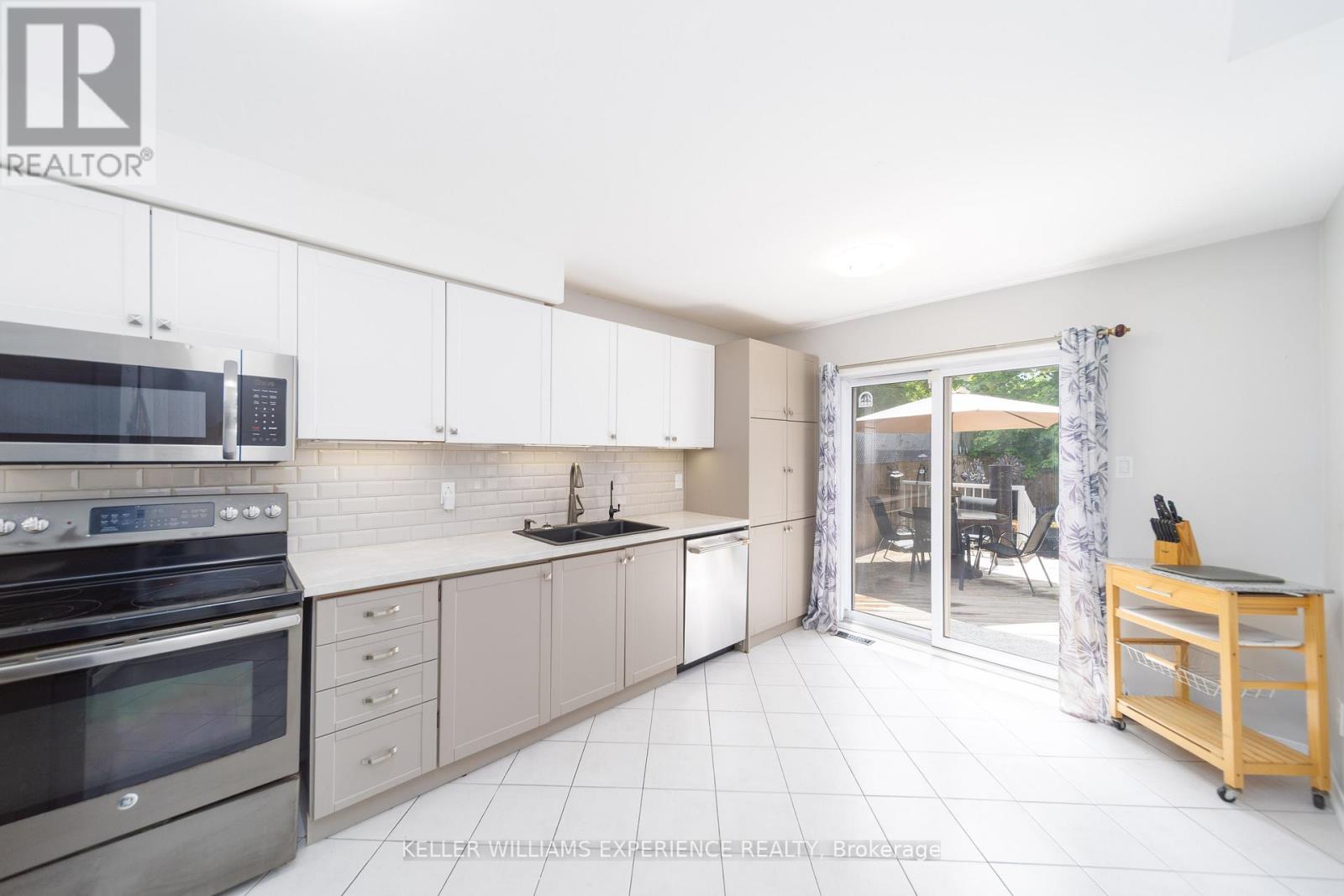 93 ATHABASKA ROAD - 8