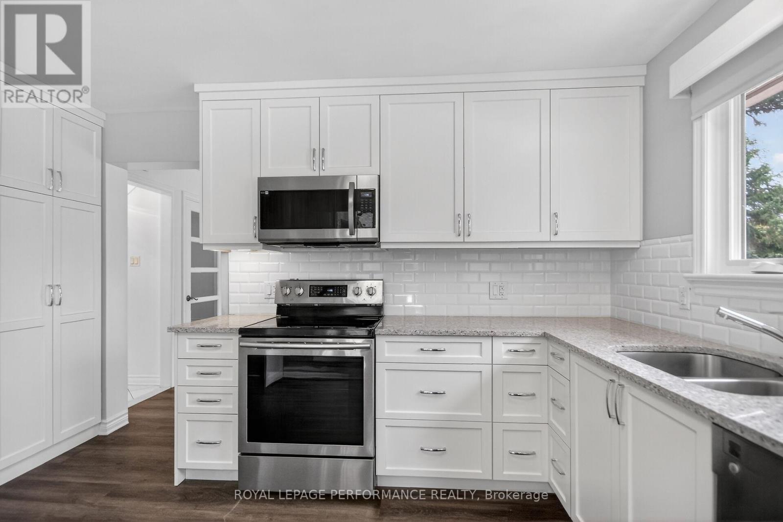 15 HALLOWELL COURT - 19