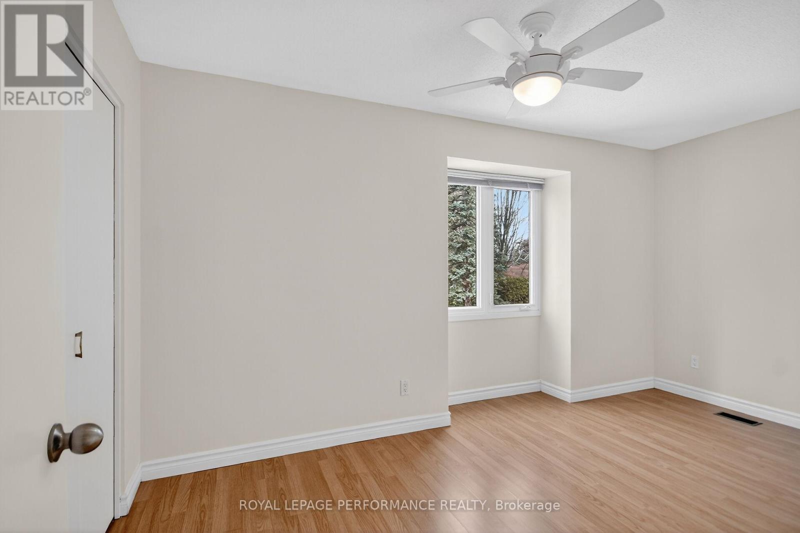 15 HALLOWELL COURT - 31