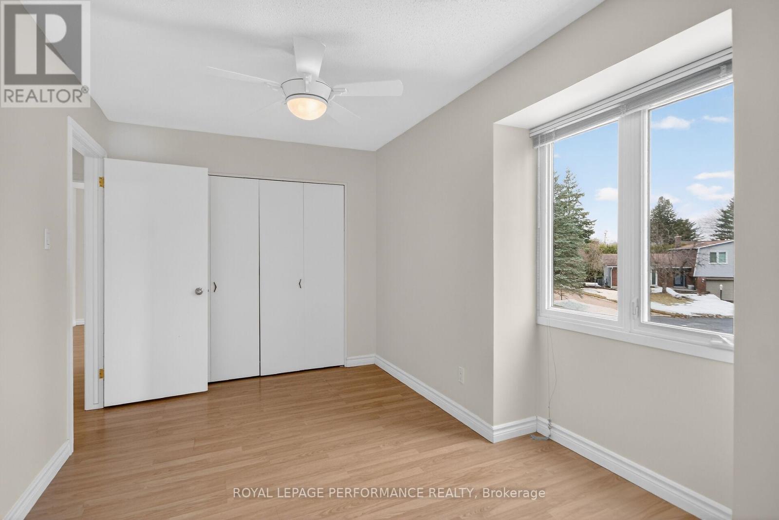 15 HALLOWELL COURT - 32
