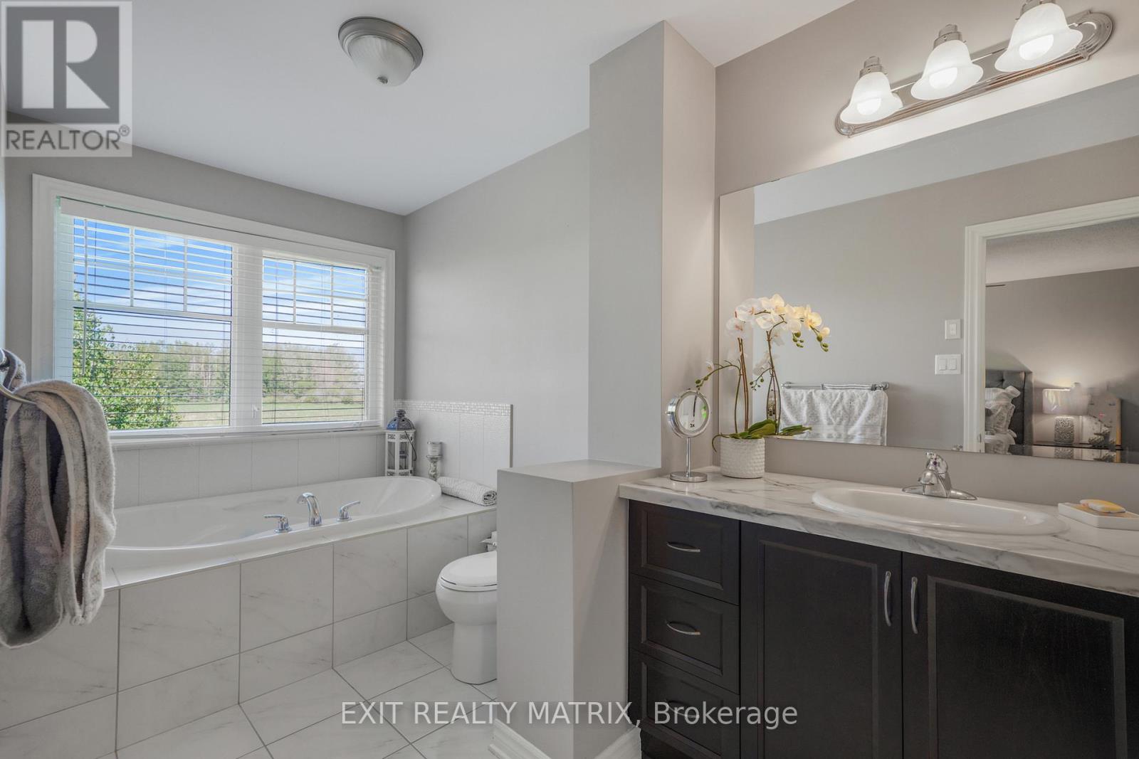 401 GERRY LALONDE DRIVE - 23