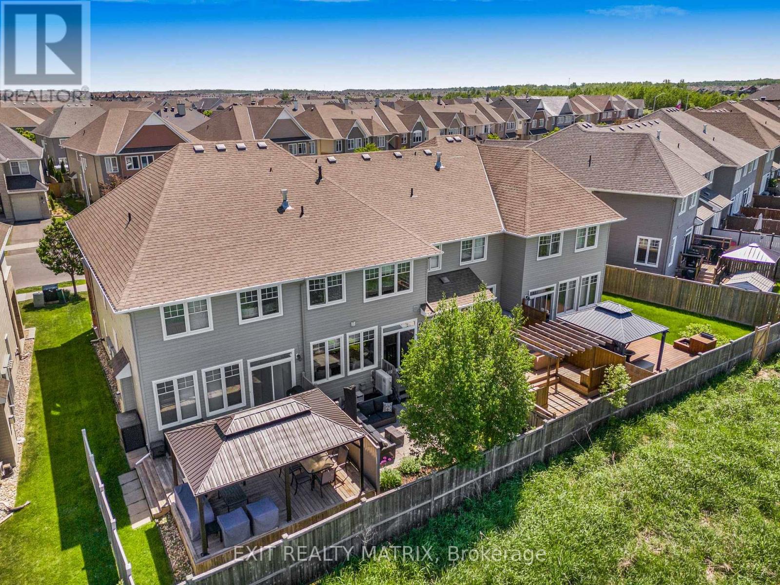 401 GERRY LALONDE DRIVE - 35