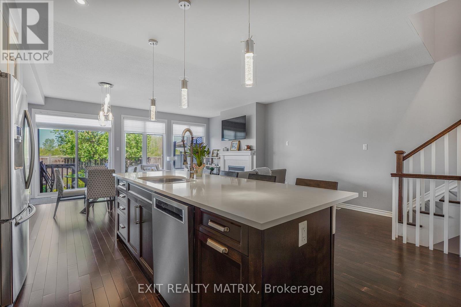 401 GERRY LALONDE DRIVE - 6