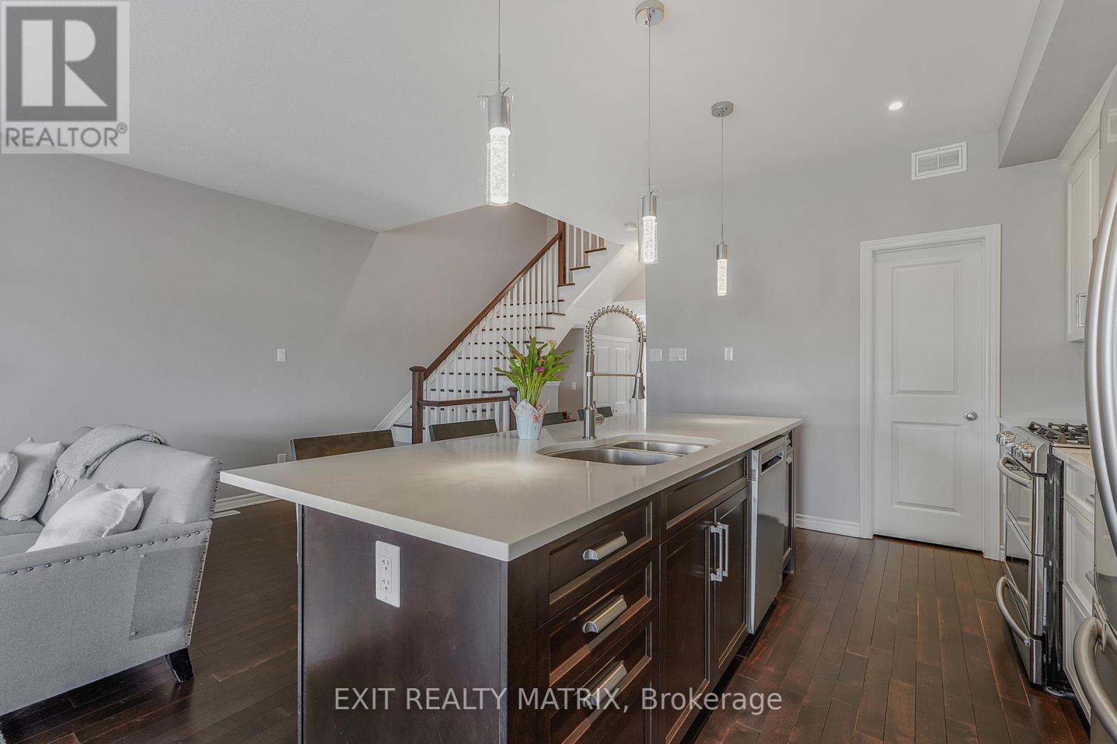 401 GERRY LALONDE DRIVE - 7